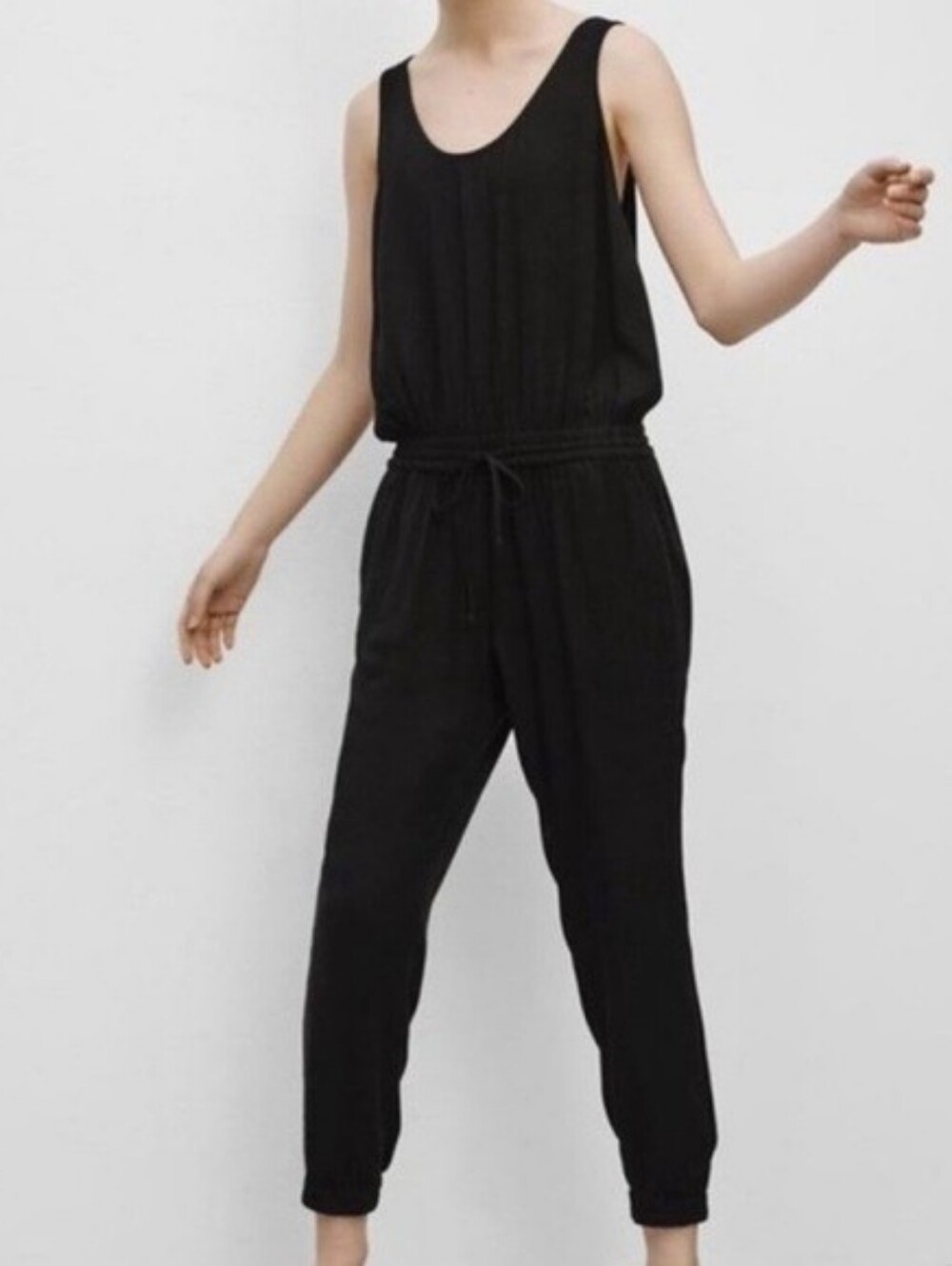 Aritzia Talula Black Jogger Sweatpants 100% rayon -XXS